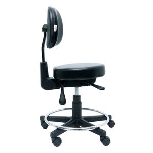Mocho ergonômico Postural. Aro-apoio Cromado. Giratório Baixo. Assento Redondo. Ajuste Lombar. Base Preta. Rodízios. Revestimento sintético.